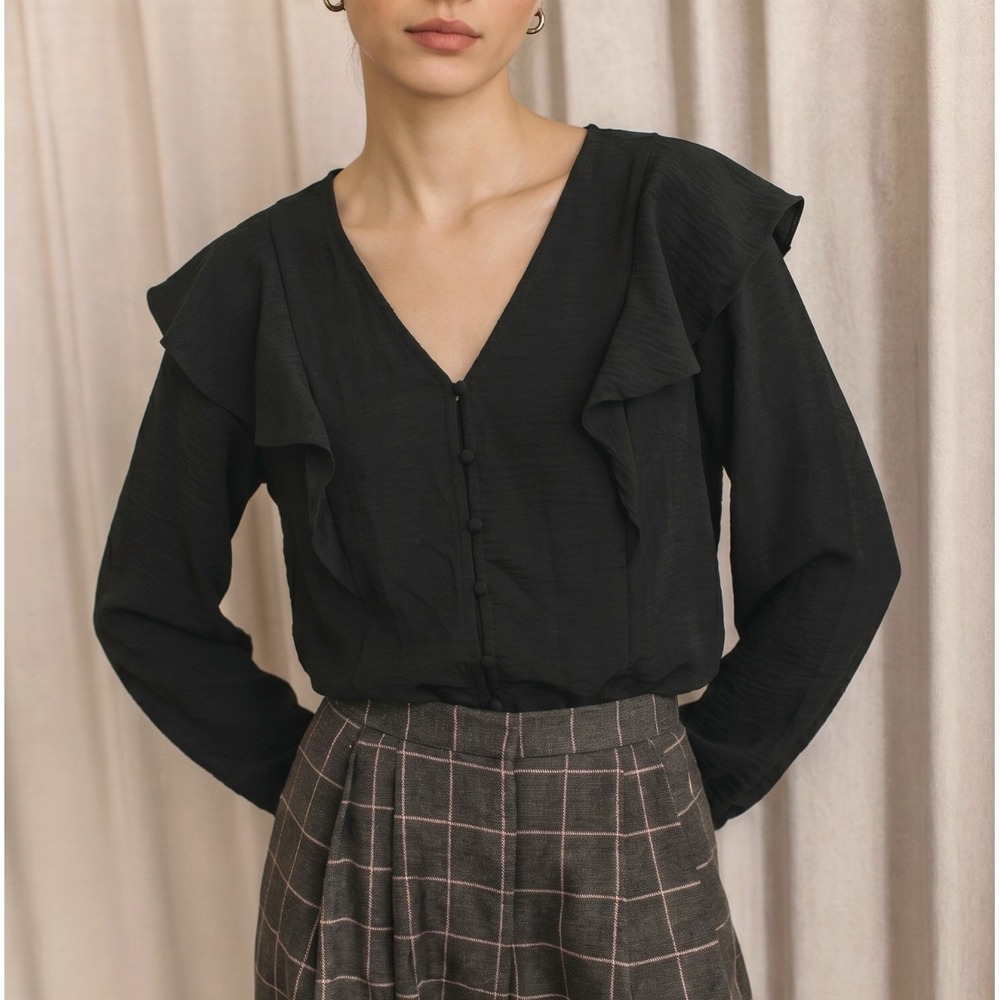 Nine West Women's M Black Ruffle V‑Neck Long Sleeve Button Blouse Top